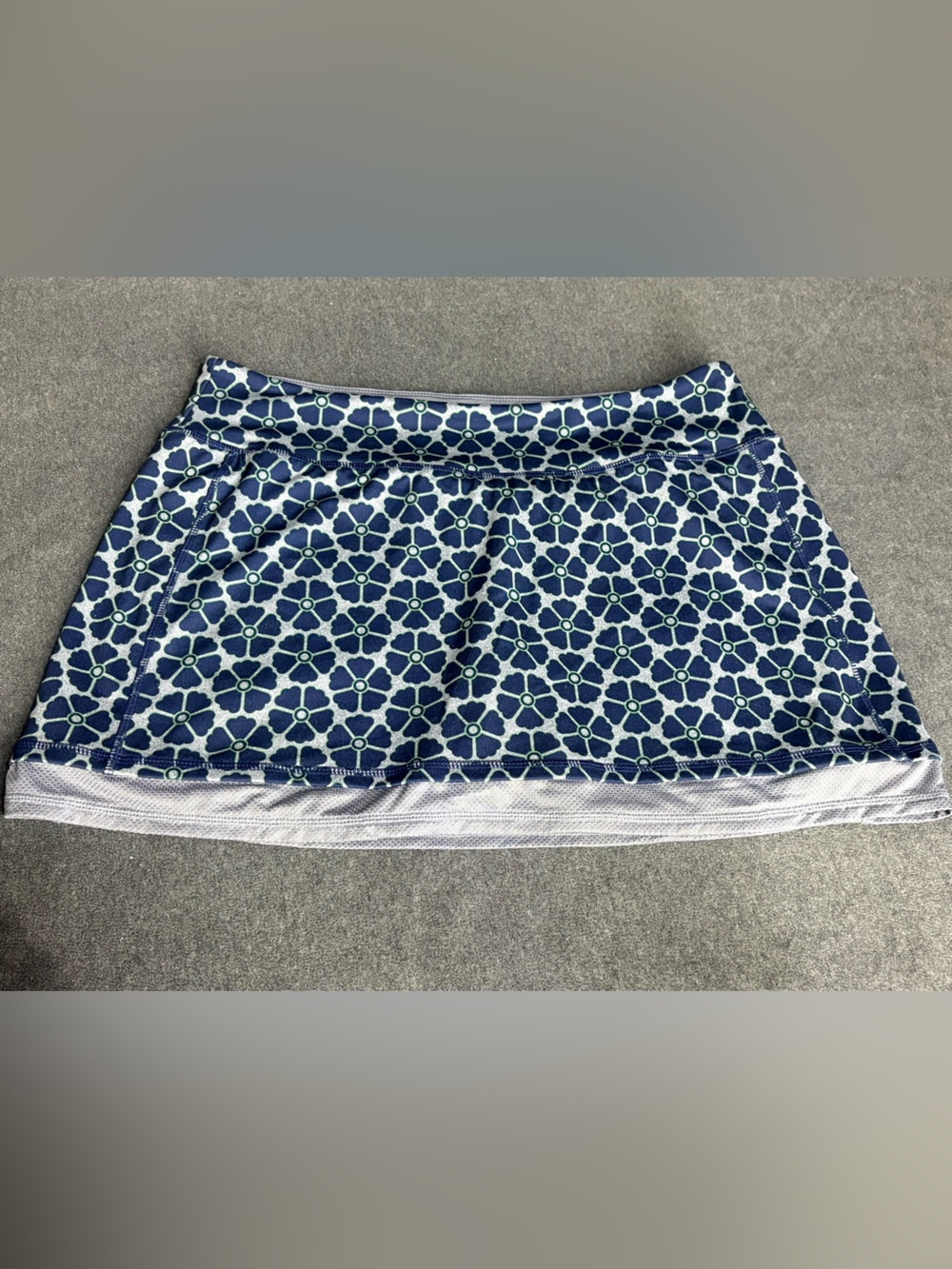 Dip Athletic Skort Navy Blue Geometric-Print with Gray Trim Size XL